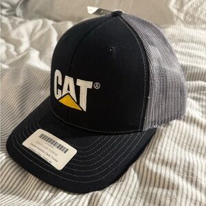 CAT Caterpillar Trucker Hat Snapback
